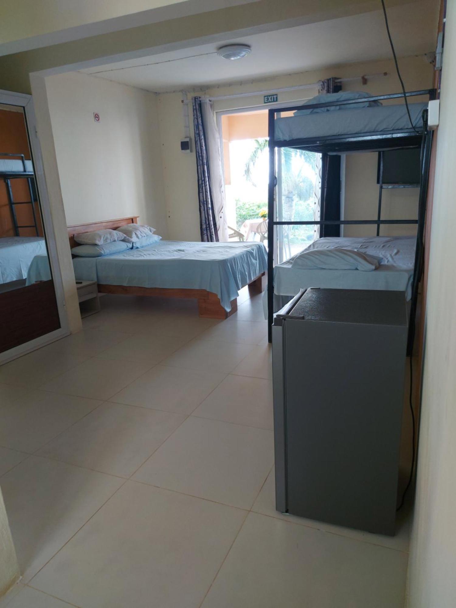 Ocean Viewpoint Lodge Πορτ Ματουρέν Εξωτερικό φωτογραφία